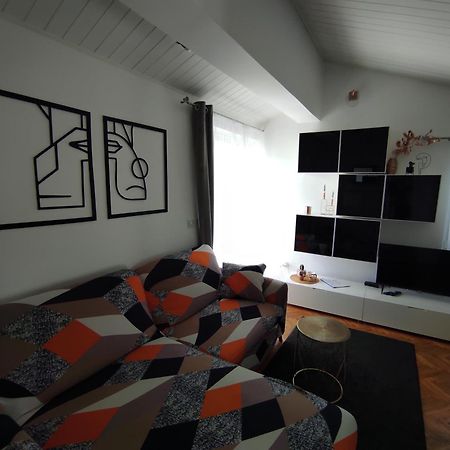 Apartmani Lidija Lopar Ngoại thất bức ảnh