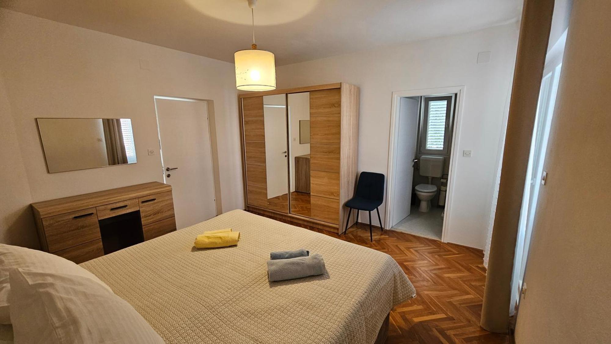 Apartmani Lidija Lopar Ngoại thất bức ảnh